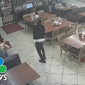 Police searching for man caught on video who shot robber at Houston taqueria