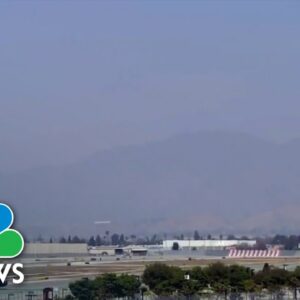 Passenger planes have a close call on Burbank Airport runway
