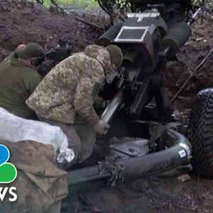 Video shows Ukrainian gunners using American-made howitzer to bombard Russian forces near Bakhmut