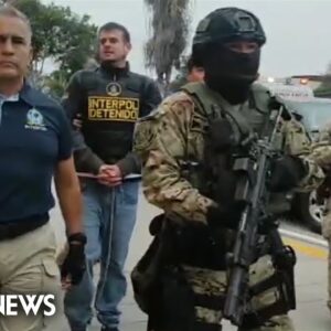 Watch: Joran van der Sloot handed over to U.S. authorities in Peru