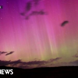 Northern Lights shined in full color blitz Monday night