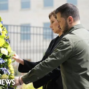 Zelenskyy lays wreath at Pentagon 9/11 memorial