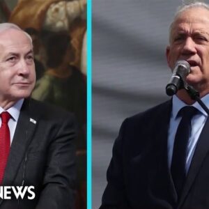 Israeli PM Netanyahu and opposition leader form emergency unity government