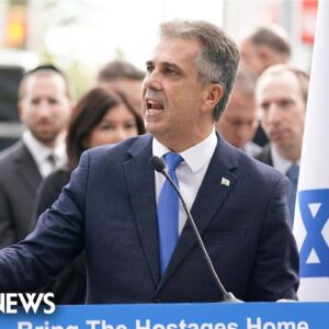 Video shows crowd heckling Israeli foreign minister amid remarks on hostages