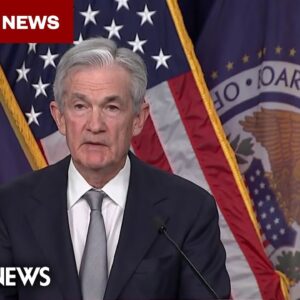 Federal Reserve votes unanimously to pause interest rates