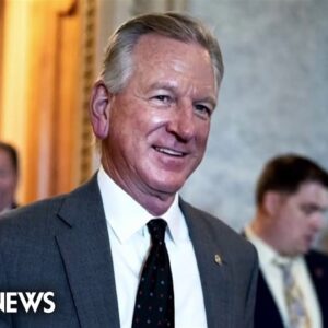 Group of senators work to confirm military promotions held up by Sen. Tuberville 