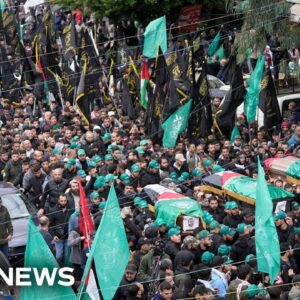 Funeral of Hamas deputy leader draws huge crowds in Beirut